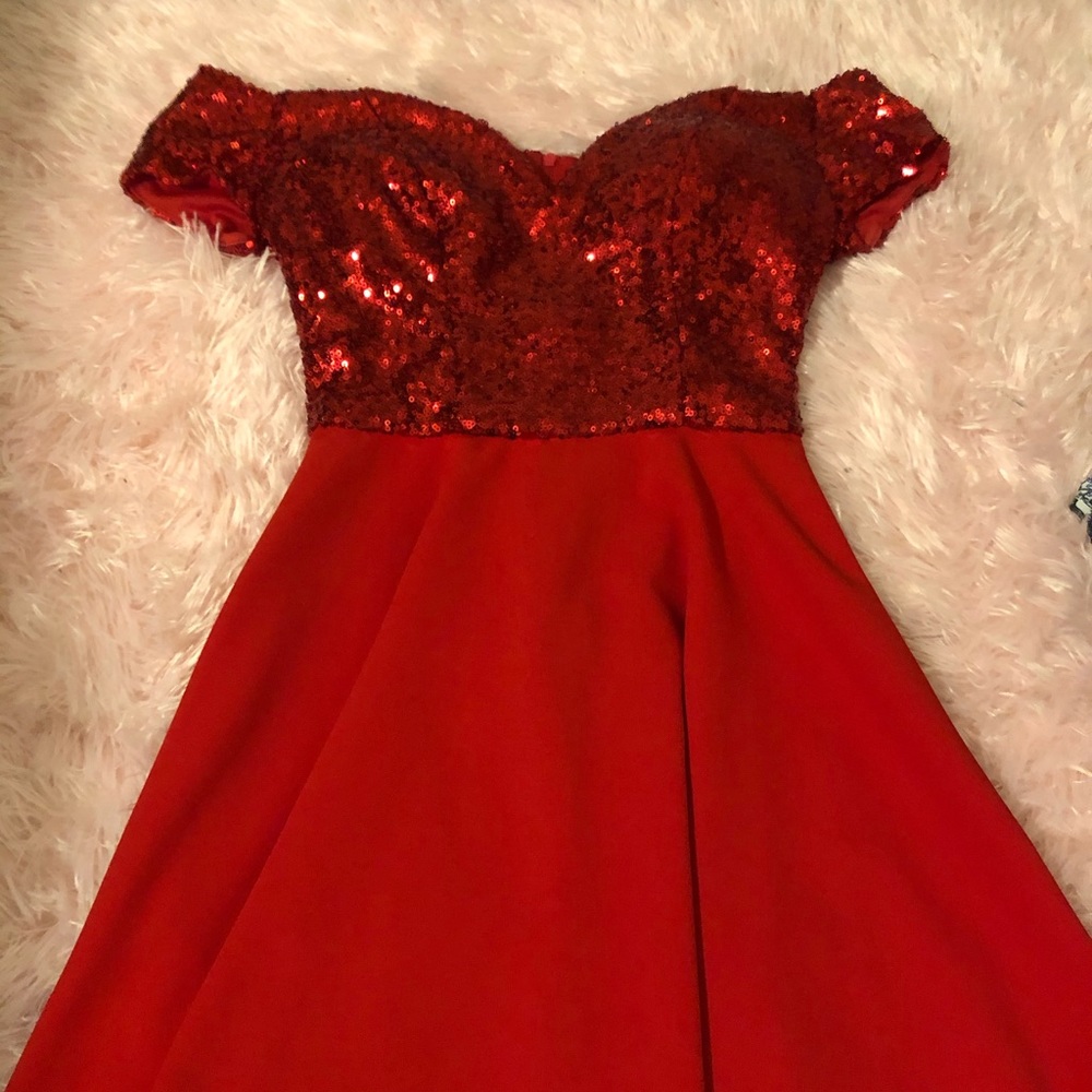 COPY - sparkly homecoming dress